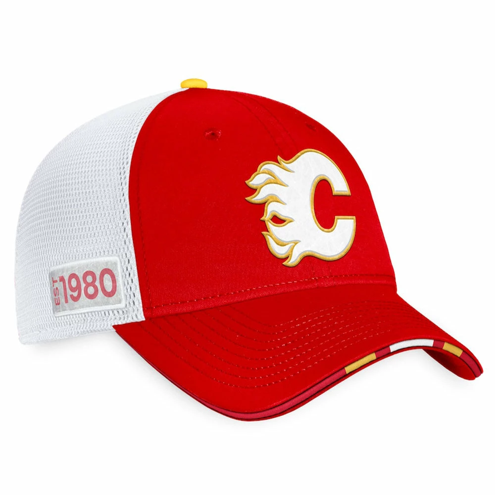 CALGARY FLAMES FANATICS AUTHENTIC PRO 2022 NHL DRAFT STRUCTURED TRUCKER HAT 5 CALGARY FLAMES FANATICS AUTHENTIC PRO 2022 NHL DRAFT STRUCTURED TRUCKER HAT - Image 3