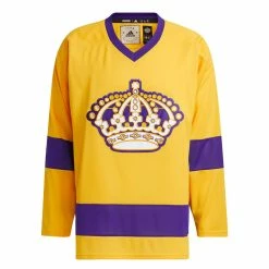 LOS ANGELES KINGS ADIDAS TEAM CLASSICS ADULT YELLOW HOCKEY JERSEY 14 LOS ANGELES KINGS ADIDAS TEAM CLASSICS ADULT YELLOW HOCKEY JERSEY -Jersey shop LOS ANGELES KINGS ADIDAS TEAM CLASSICS ADULT YELLOW HOCKEY JERSEY FRONT