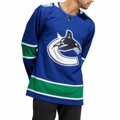 ELIAS PETTERSSON VANCOUVER CANUCKS ADIDAS ADIZERO PRIMEGREEN AUTHENTIC BLUE HOME JERSEY -Jersey shop VANCOUVER CANUCKS ADIDAS ADIZERO PRIMEGREEN AUTHENTIC BLUE HOME JERSEY MODEL FRONT 1024x1024 ea947ddc 216f 4fb6 a48e 8cefd4126e0a